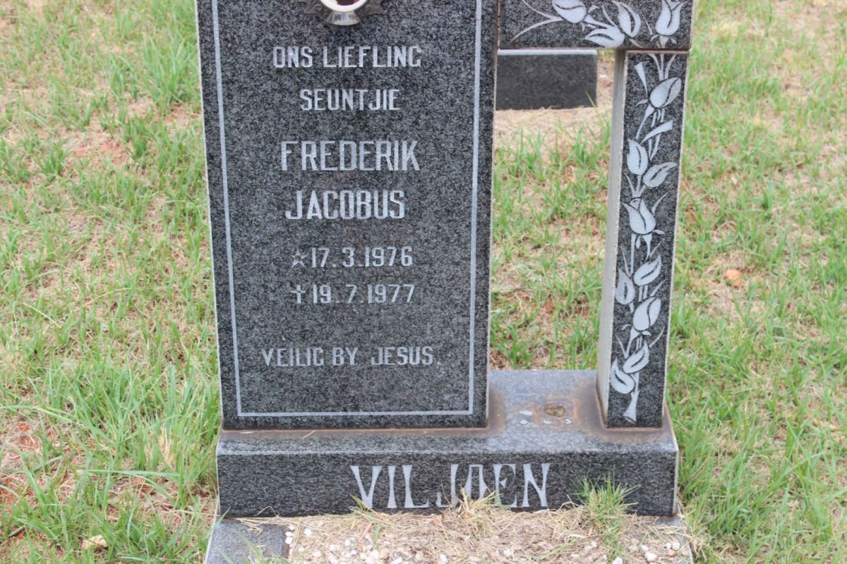 VILJOEN Frederik Jacobus 1976-1977