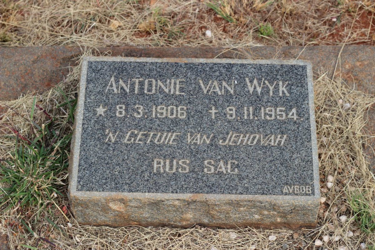 WYK Antonie, van 1906-1954