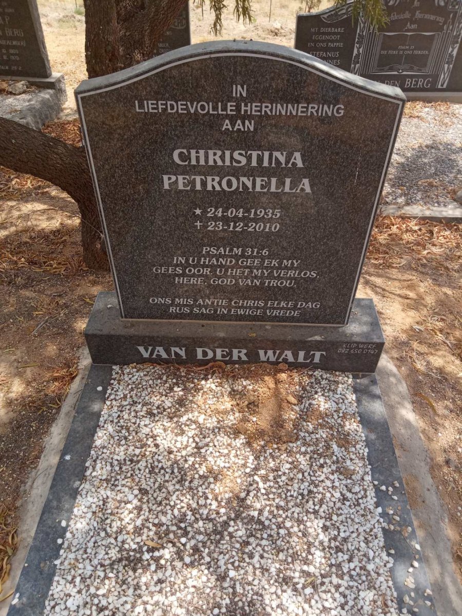 WALT Christina Petronella, van der 1935-2010
