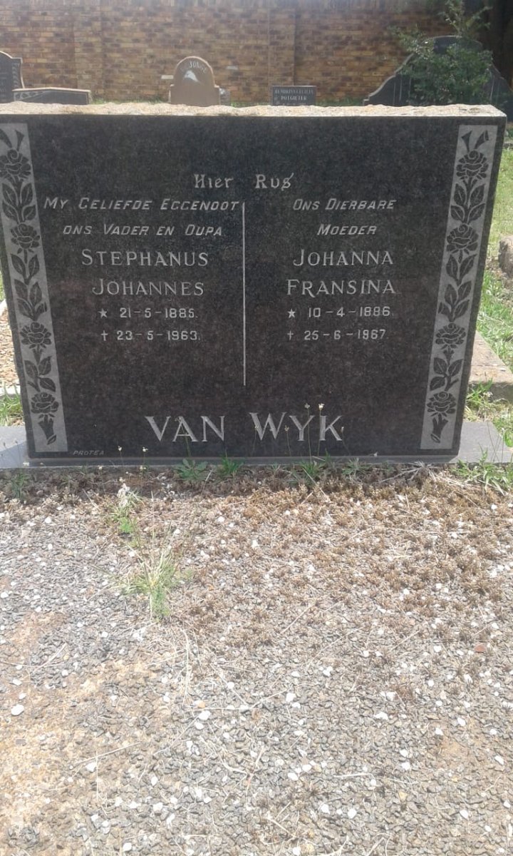WYK Stephanus Johannes, van 1885-1963 &amp; Johanna Fransina 1886-1967