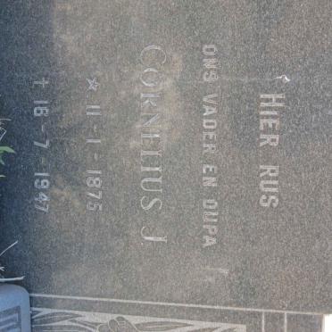BRITS Cornelius J. 1875-1947 &amp; Anna E.J. 1875-1963
