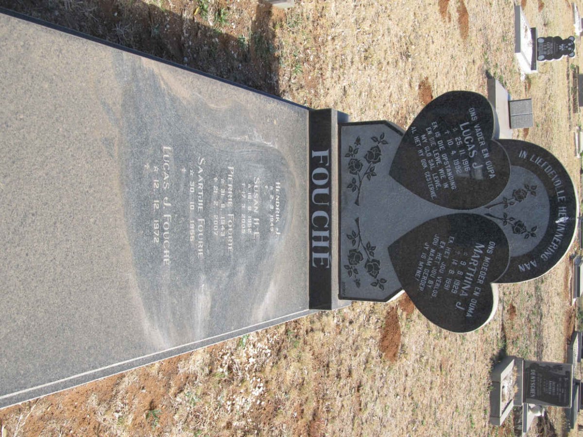 FOUCHE Lucas J. 1916-1992 &amp; Marthina J. 1929-1991