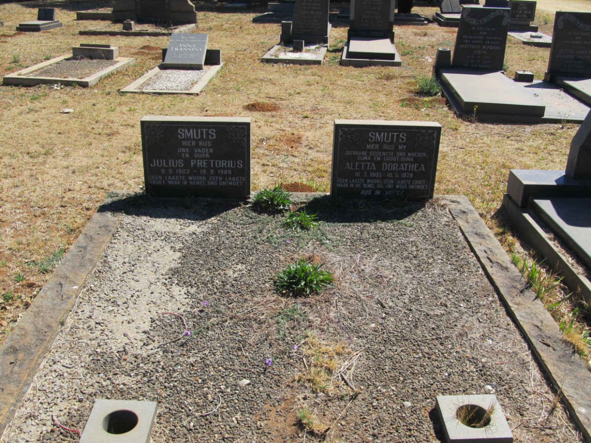 SMUTS Julius Pretorius 1903-1989 &amp; Aletta Dorathea 1905-1979