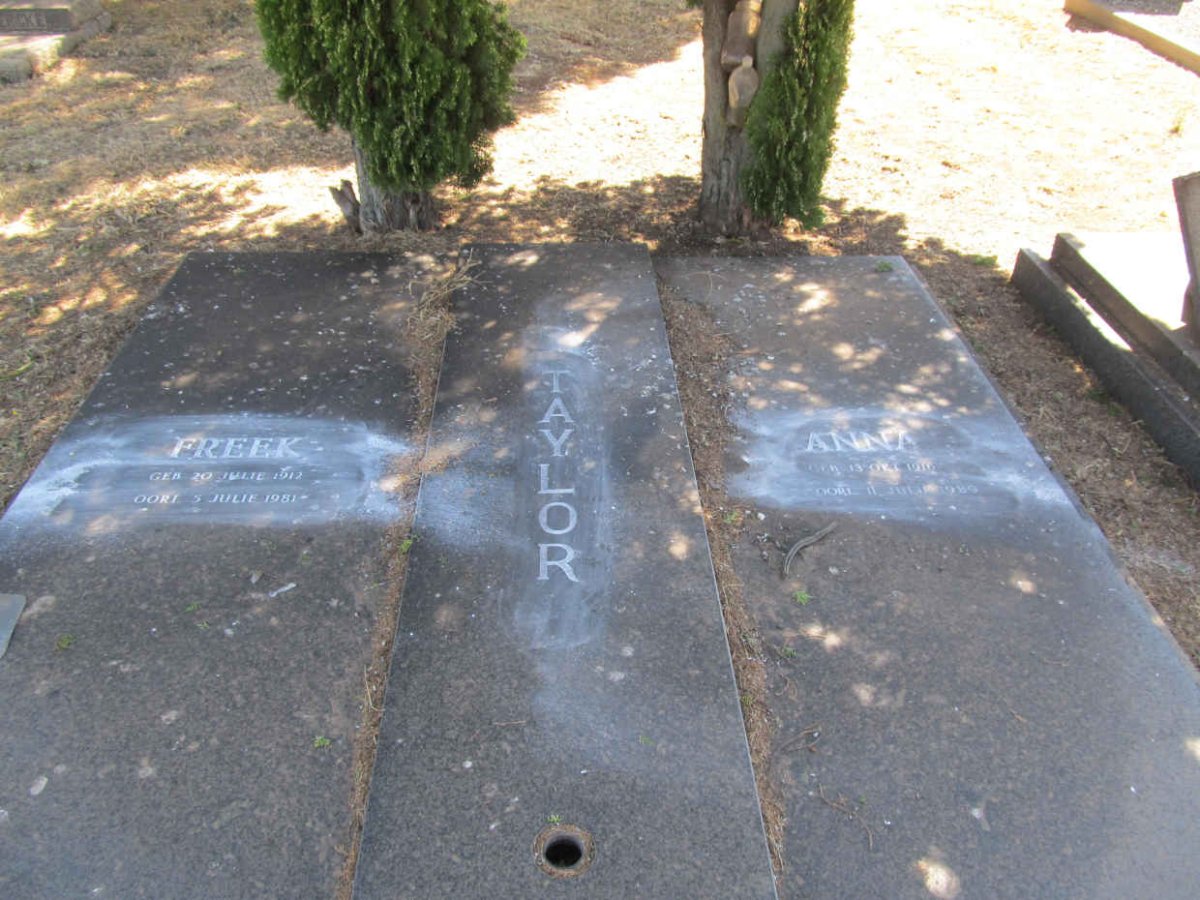 TAYLOR Freek 1912-1981 &amp; Anna 1916-1989