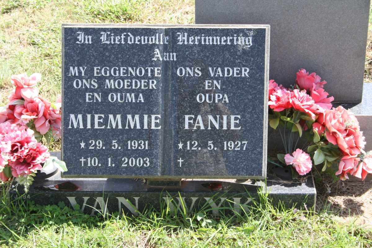 WYK Fanie, van 1927-  &amp; Miemmie 1931-2003