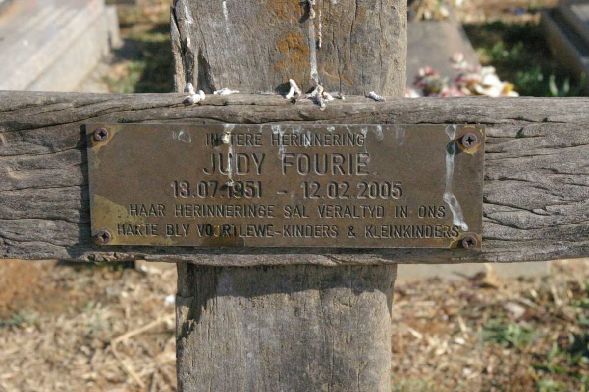 FOURIE Judy 1951-2005