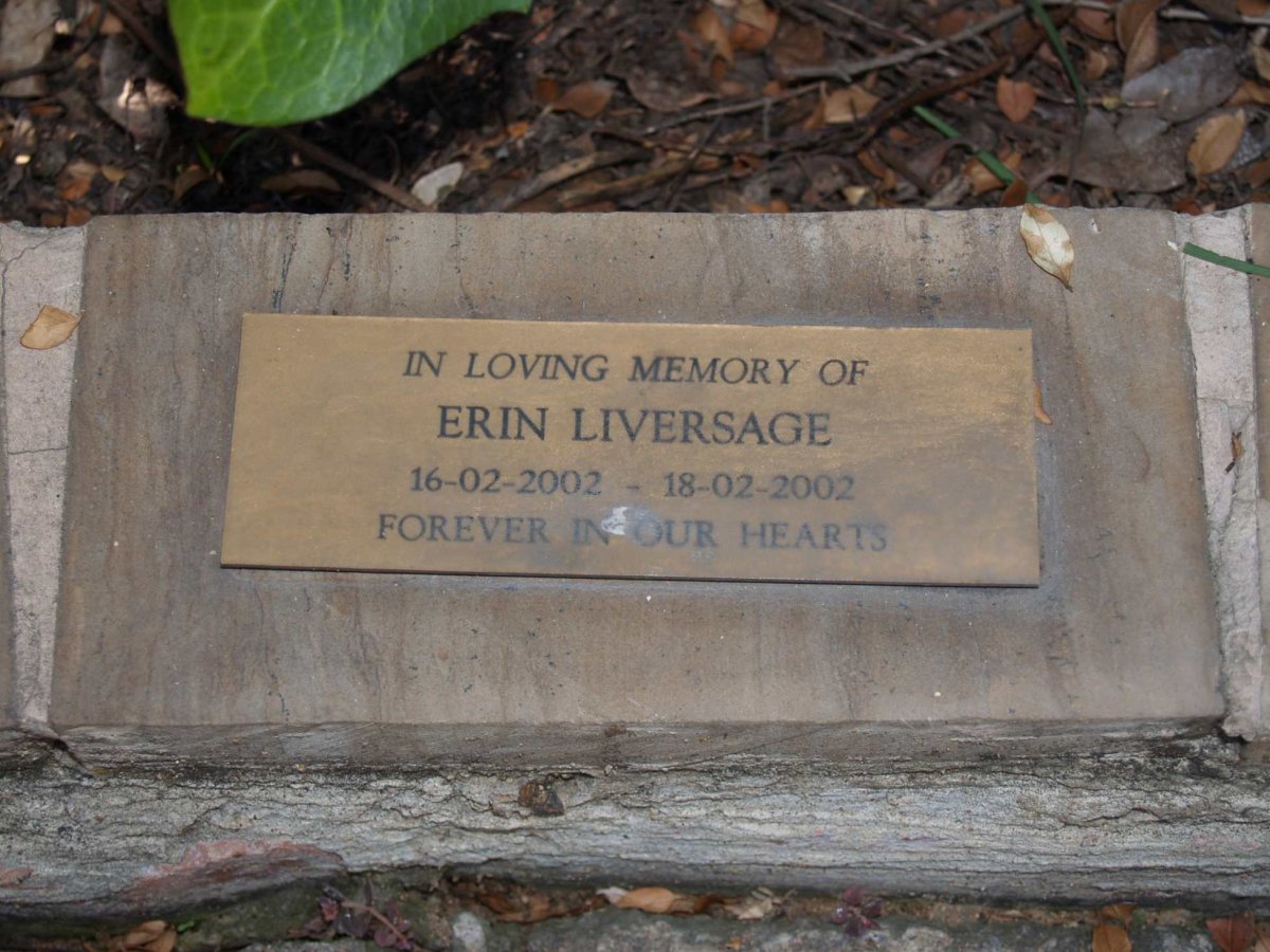 LIVERSAGE Erin 2002-2002