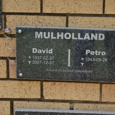 MULHOLLAND David 1937-2007 &amp; Petro 1943-