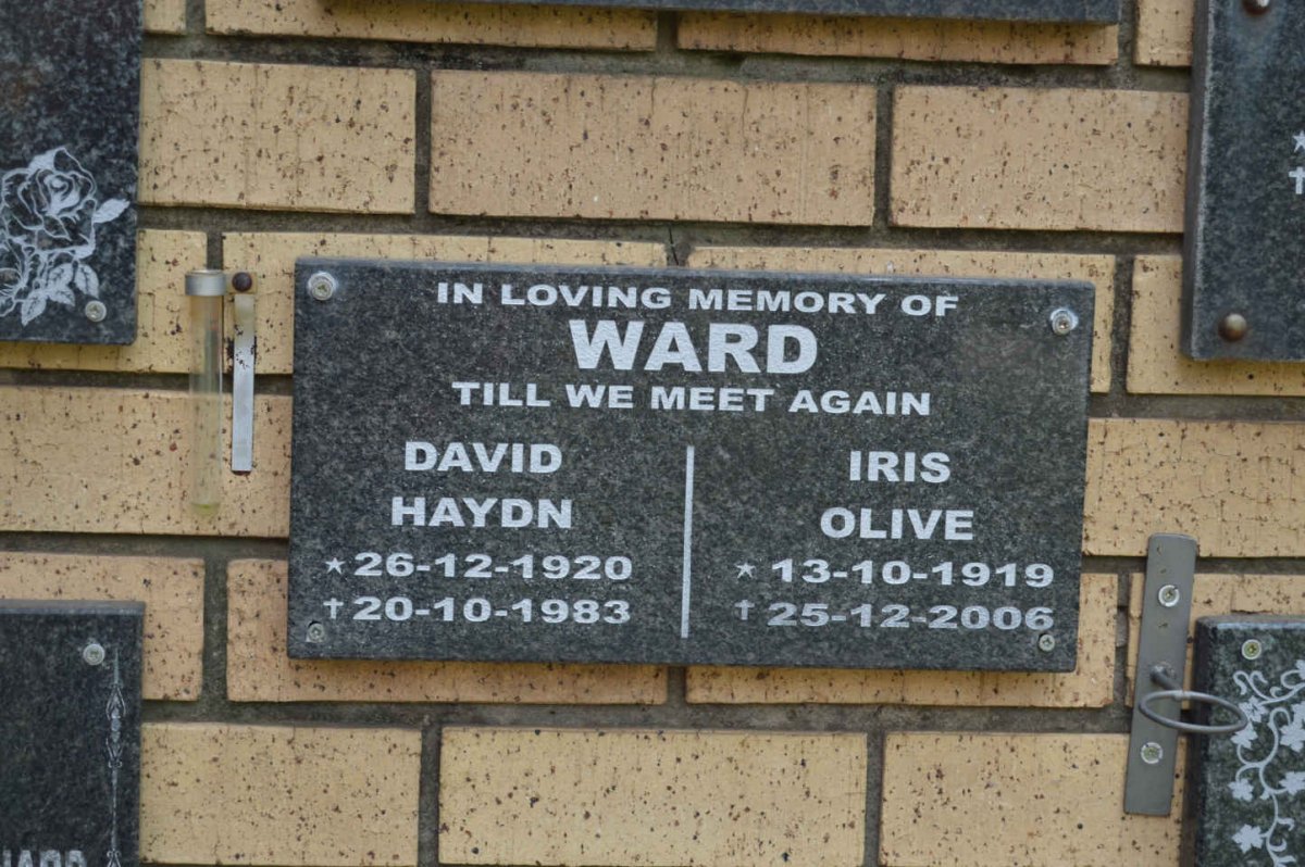 WARD David Haydn 1920-1983 &amp; Iris Olive 1919-2006
