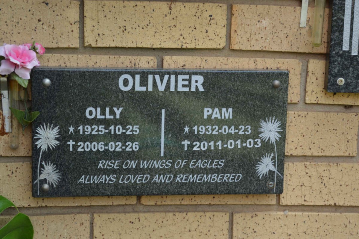 OLIVIER Olly 1925-2006 &amp; Pam 1932-2011