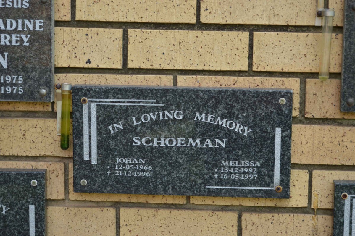 SCHOEMAN Johan 1966-1996 :: SCHOEMAN Melissa 1992-1997
