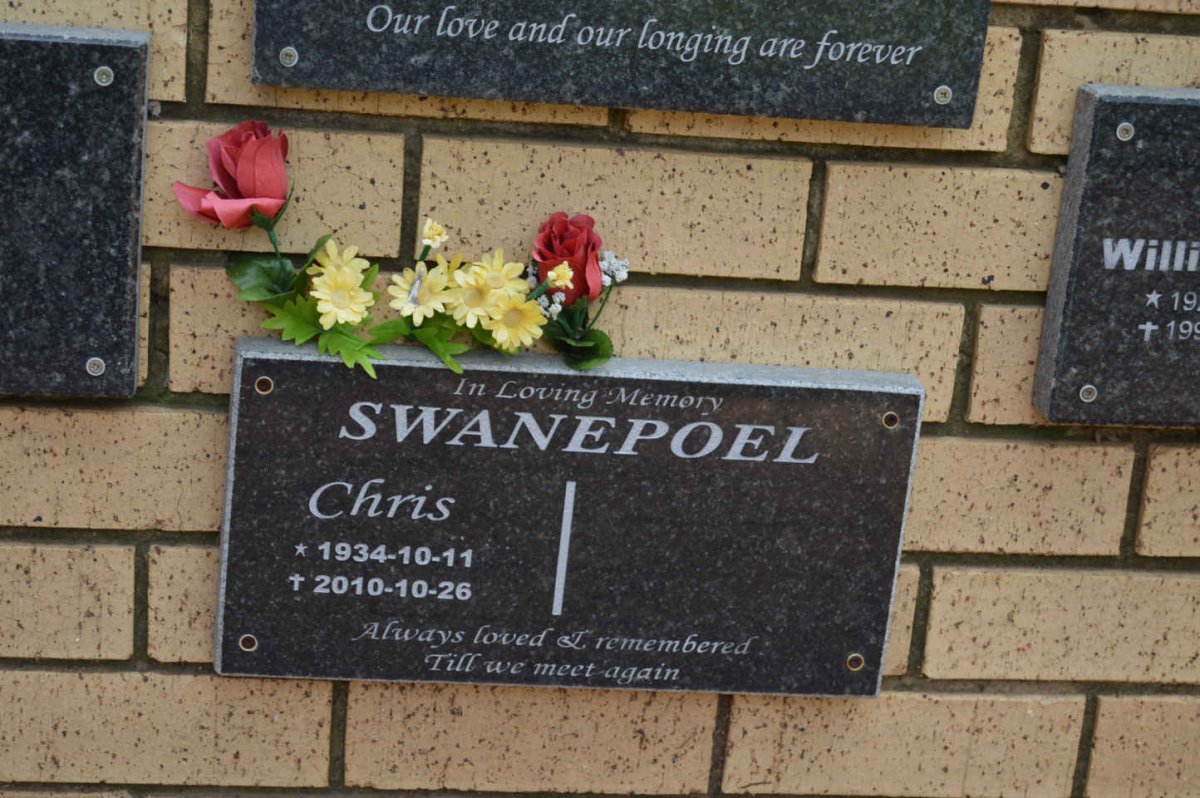 SWANEPOEL Chris 1934-2010