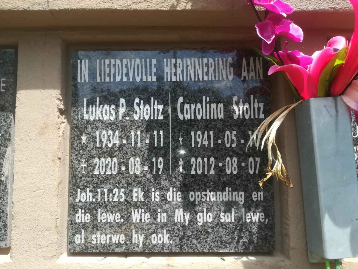 STOLTZ Lukas P. 1934-2020 &amp; Carolina 1941-2012