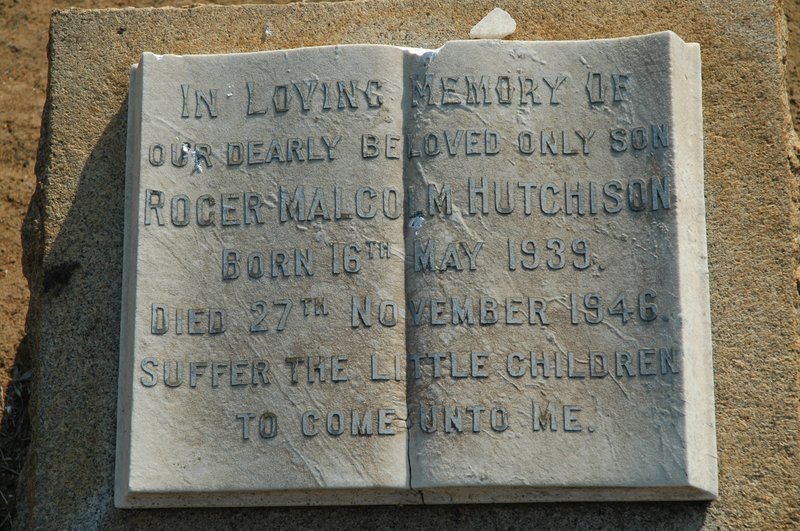HUTCHISON Roger Malcolm 1939-1946
