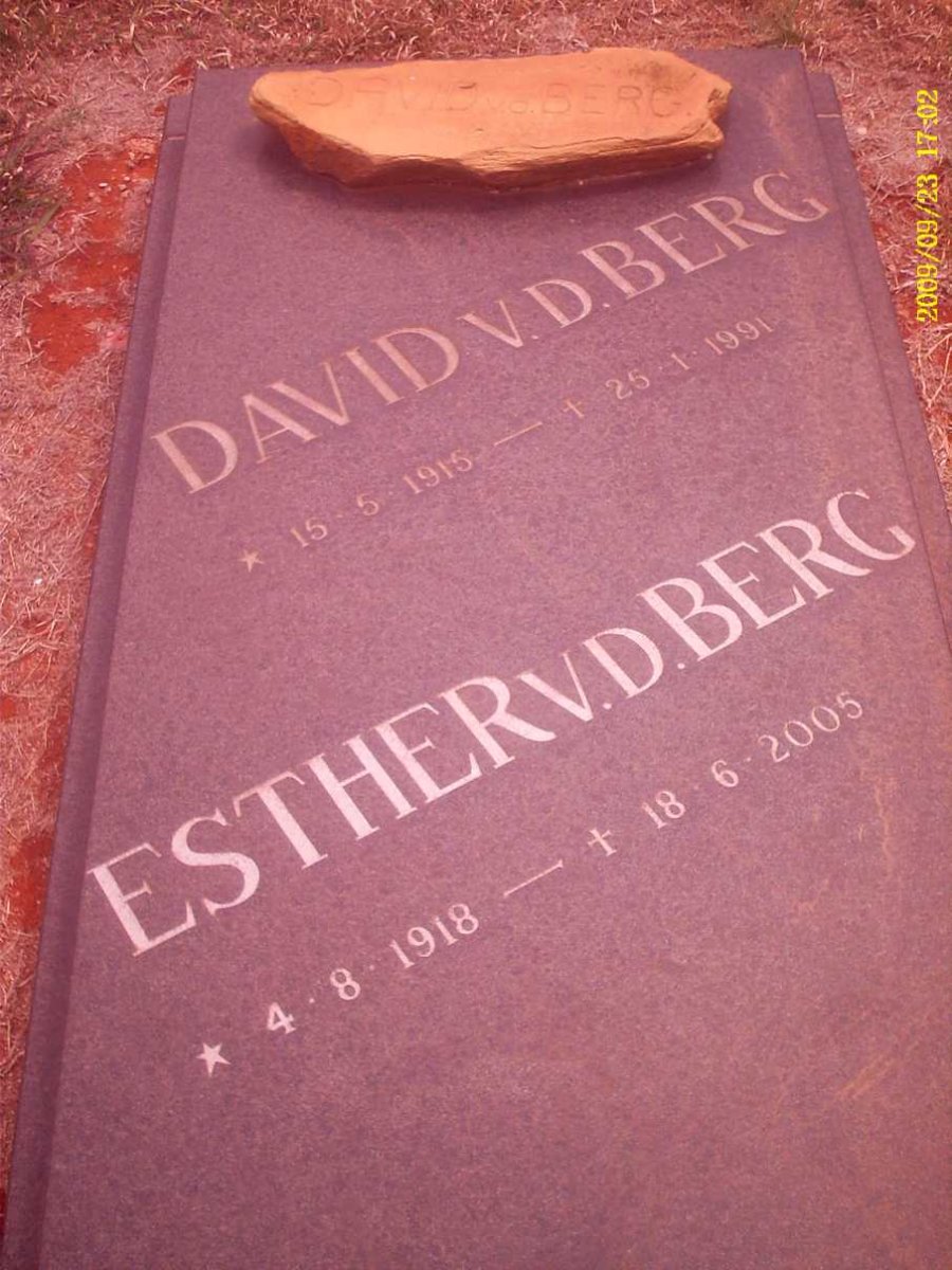BERG David, v.d. 1915-1991 &amp;  Esther 1918-2005
