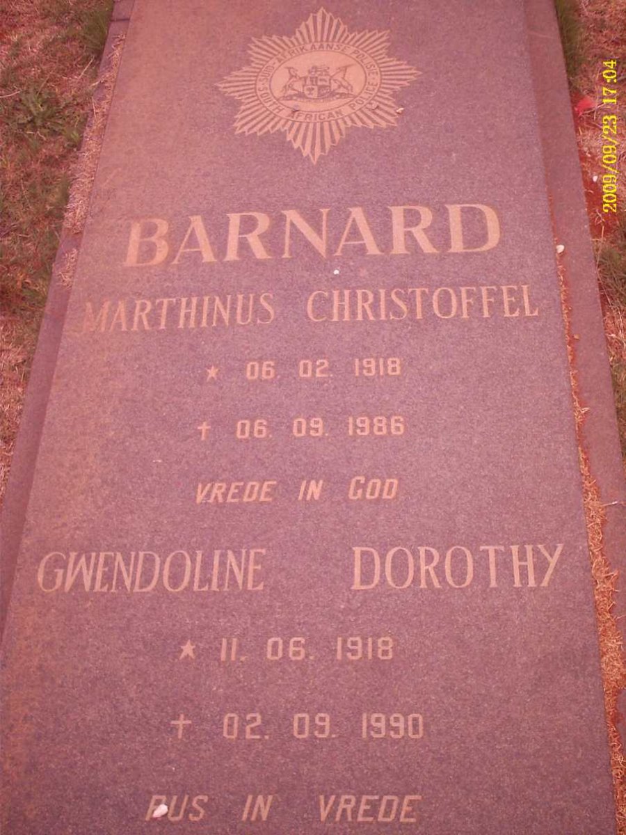 BARNARD Marthinus Christoffel 1918-1986 &amp; Gwendoline Dorothy 1918-1990