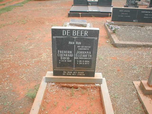 BEER Frederik Coenraad David, de 1900- &amp; Johanna Elizabeth ENGELBRECHT 1904-1977
