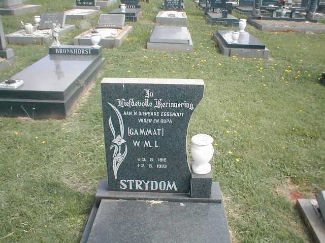 STRYDOM W.M.L. 1915-1983