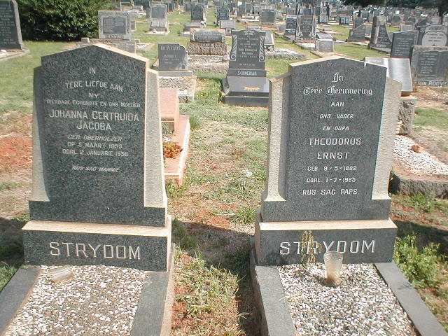 STRYDOM Theodorus Ernst 1882-1965 &amp; Johanna Gertruida Jacoba 1893-1958