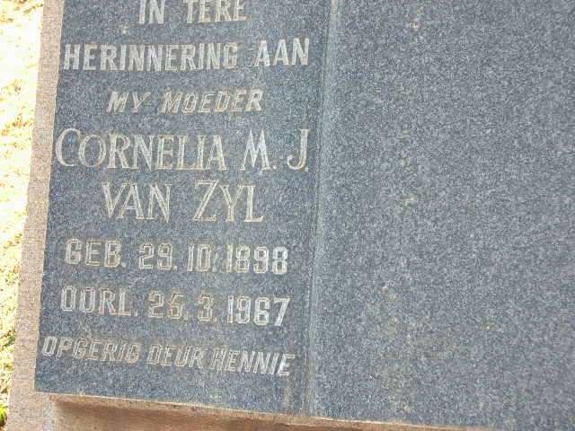 ZYL Cornelia M.J., van 1898-1967