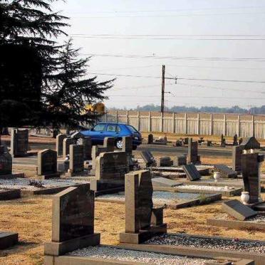 Gauteng, NIGEL, Main cemetery