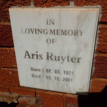 RUYTER Aris 1921-2001