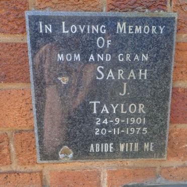 TAYLOR Sarah J. 1901-1975