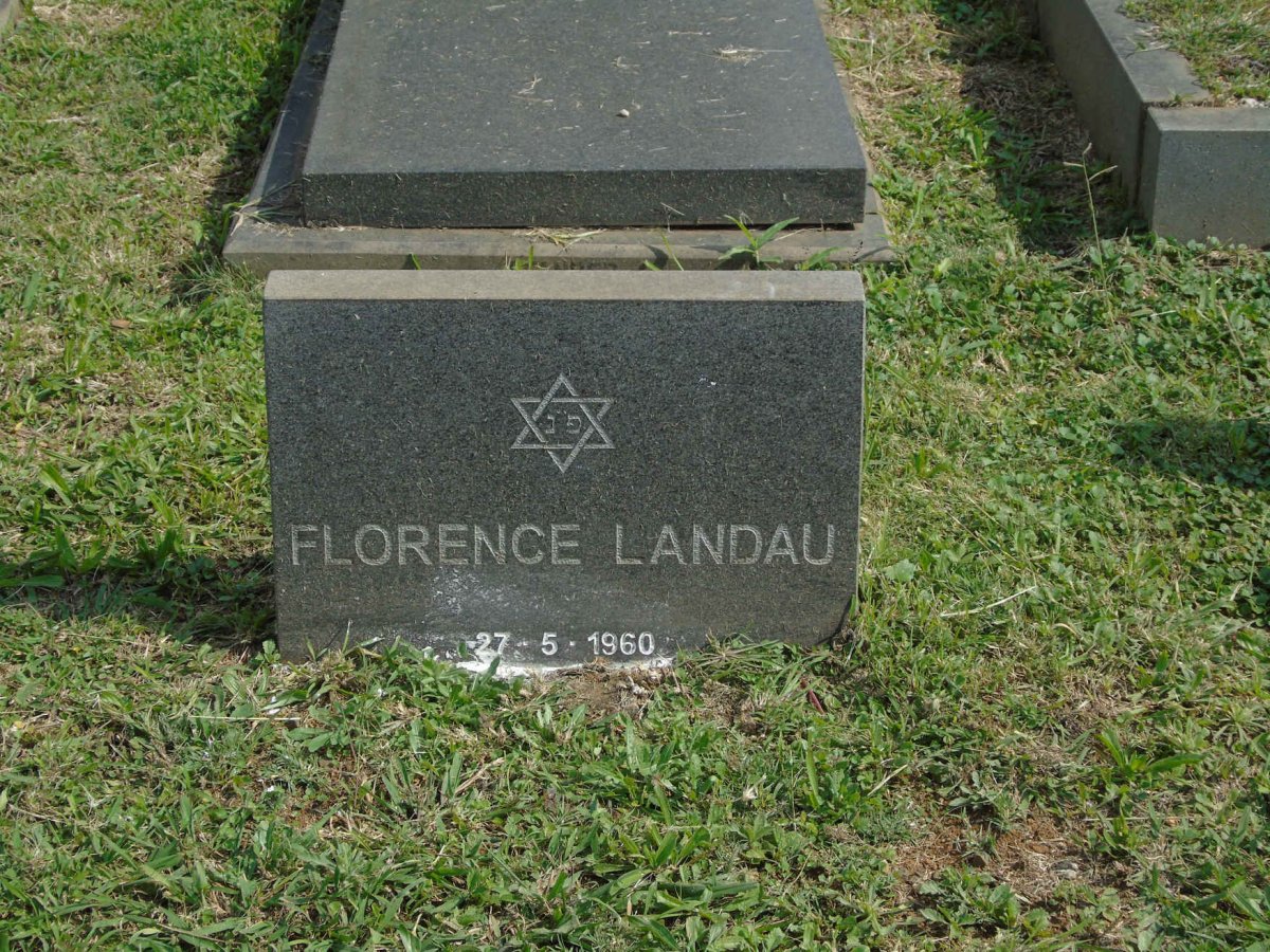LANDAU Florence -1960