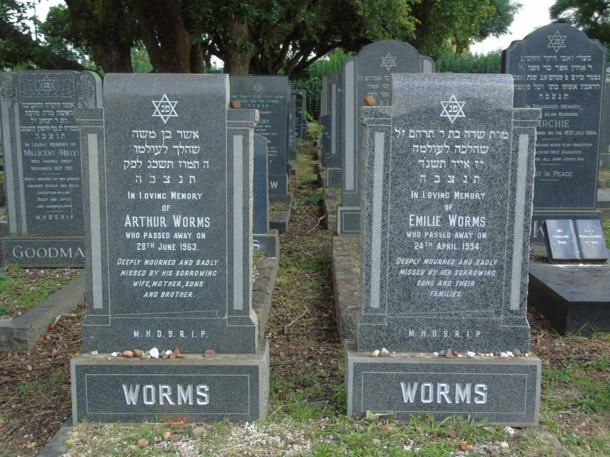 WORMS Arthur -1963 & Emilie -1994