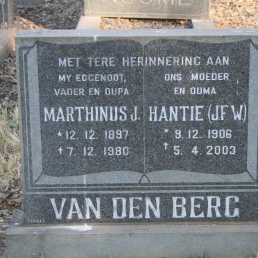 BERG Marthinus J., van den 1897-1980 & J.F.W. 1906-2003