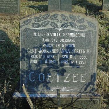 COETZEE Gert Johannes 1879-1943 & Anna Hester M. 1883-1957