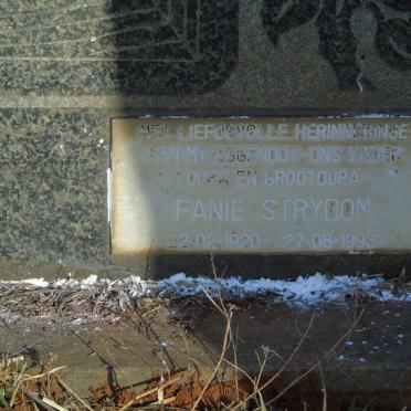 DAVEL Jan 1917-1953 :: DAVEL Boetie 1942-1958 :: STRYDOM Fanie 1920-1993_2
