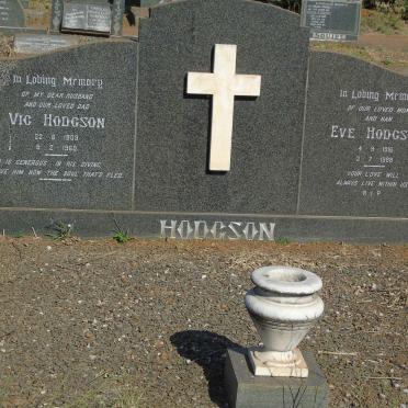 HODGSON Vic 1909-1960 &amp; Eve 1916-1988