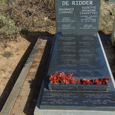 RIDDER, de :: FOURIE