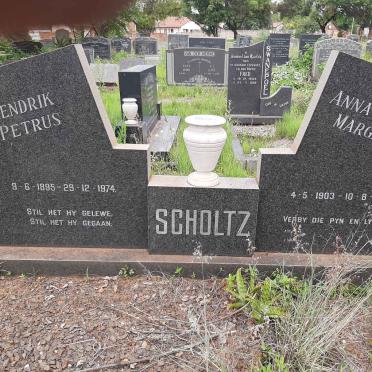 SCHOLTZ Hendrik Petrus 1895-1974 &amp; Anna Cornelia Margaretha 1903-1982