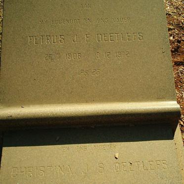 DEETLEFS Petrus J.F. 1908-1972 &amp; Christina J.S. 1919-2003