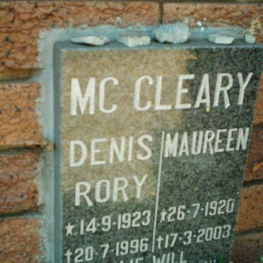 MCCLEARY Denis Rory 1923-1996 &amp; Maureen 1920-2003