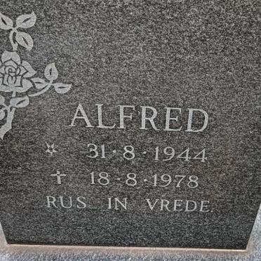 ? Alfred 1944-1978