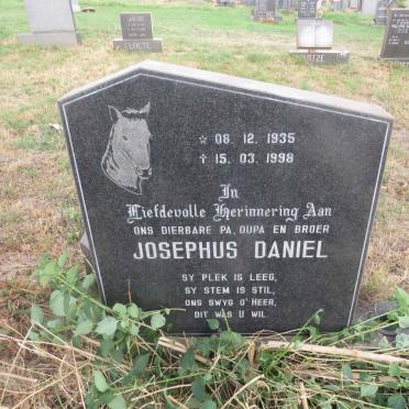 ? Josephus Daniel 1935-1998