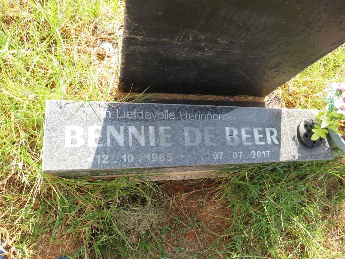 BEER Bennie, de 1965-2017