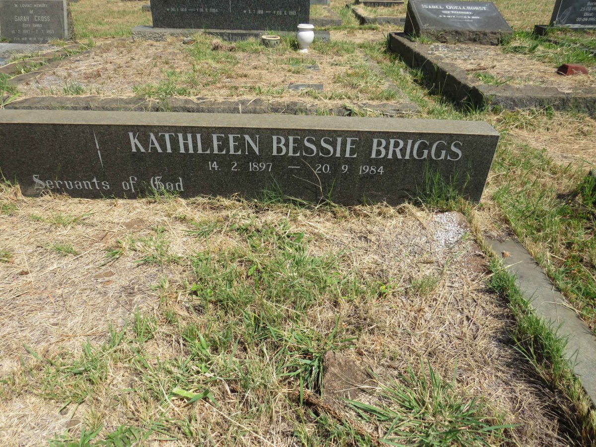 BRIGGS Frank 1894-1966 & Kathleen Bessie 1897-1984 _2