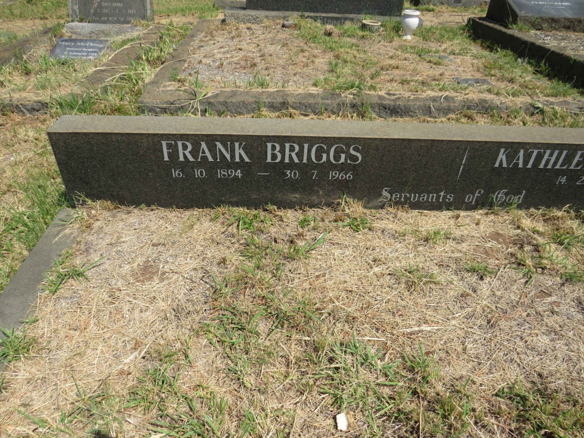 BRIGGS Frank 1894-1966 & Kathleen Bessie 1897-1984 _1