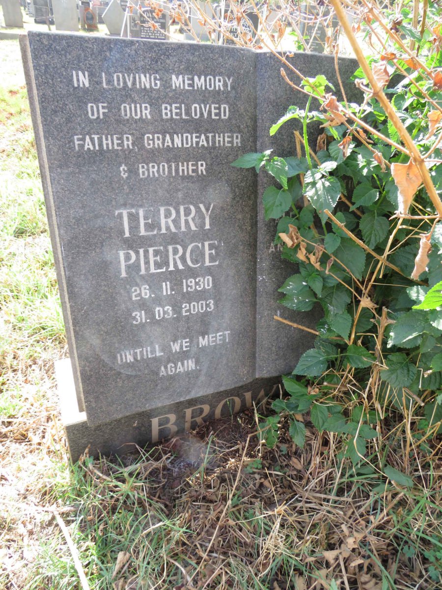 BROWN Terry Pierce 1930-2003