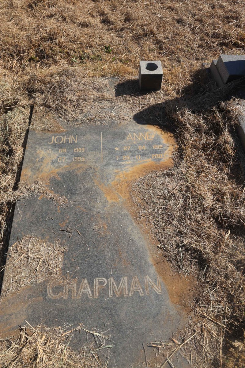 CHAPMAN John 1909-1995 & Anne 1912-2007