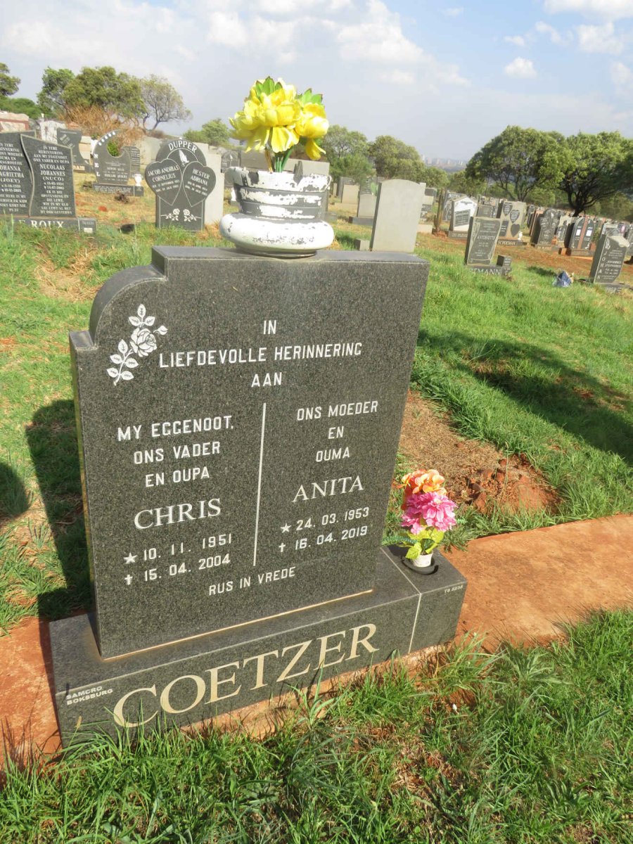 COETZER Chris 1951-2004 & Anita 1953-2019