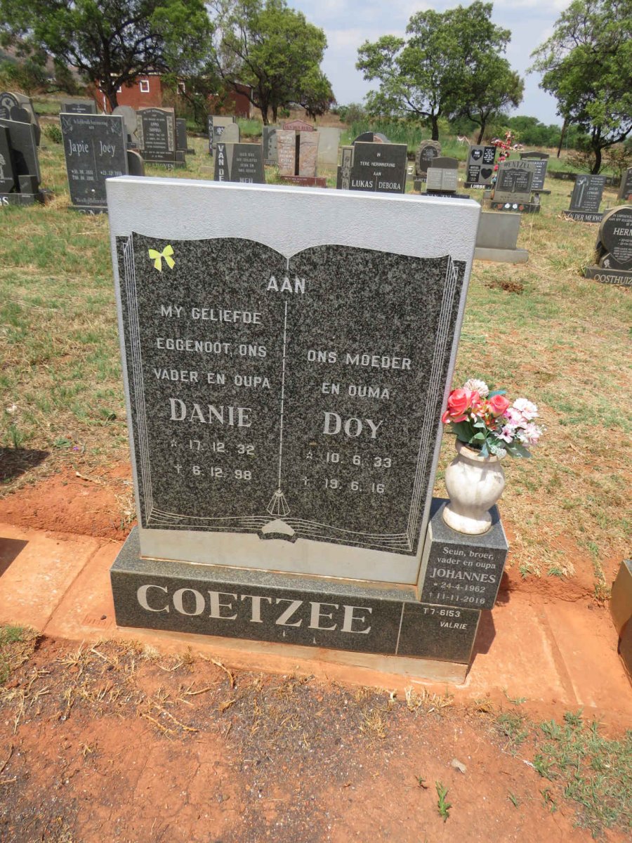 COETZEE Danie 1932-1998 & Doy 1933-2016 :: COETZEE Johannes 1962-2016