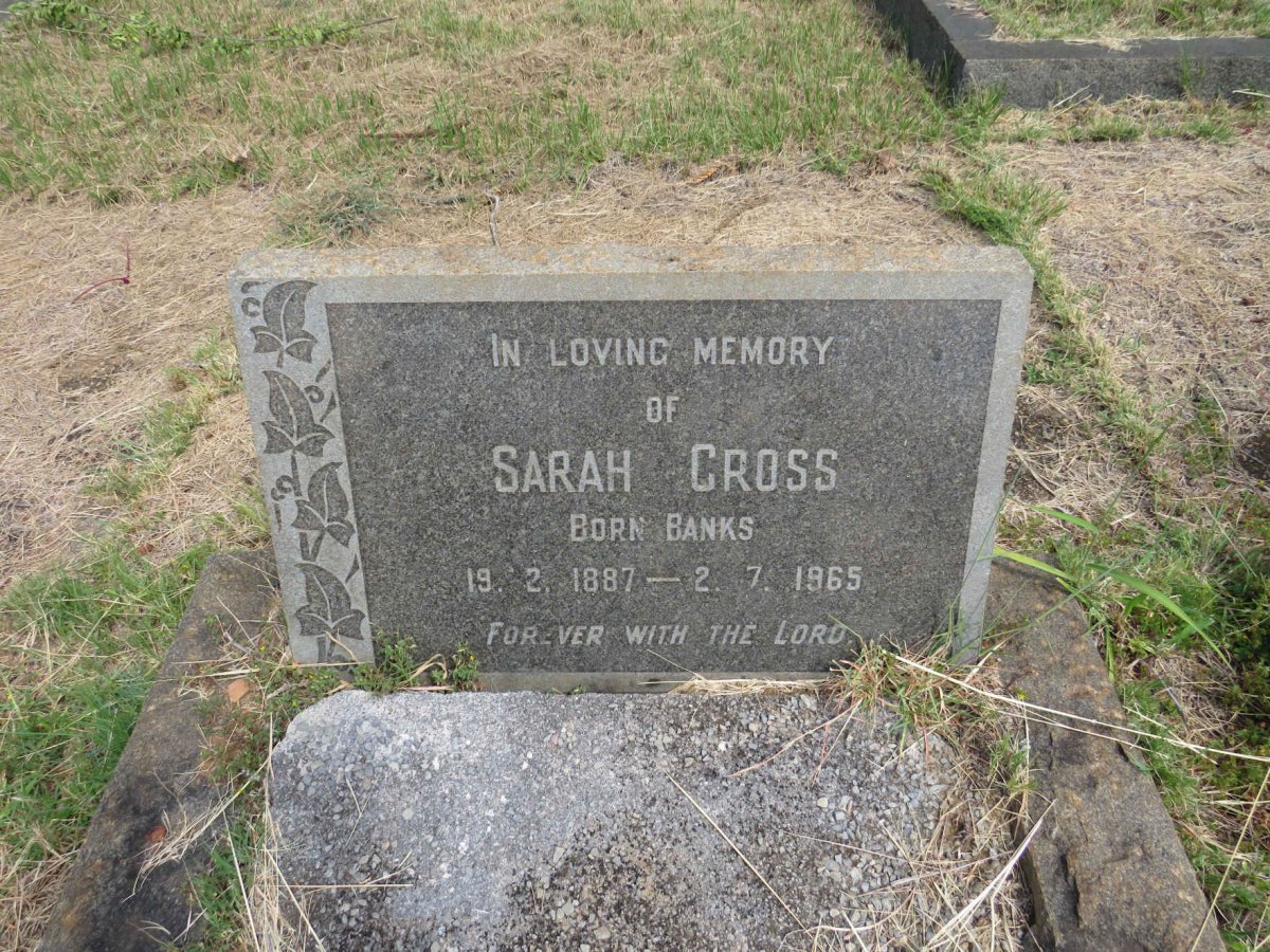 CROSS Sarah nee BANKS 1887-1965 