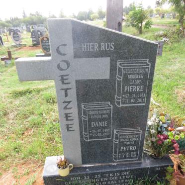 COETZEE Danie 1957-2023 & Petro 1957-2023 :: COETZEE Pierre 1983-2018