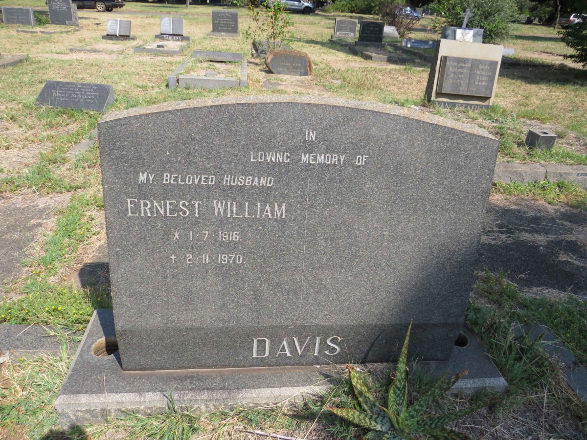 DAVIS Ernest William 1916-1970
