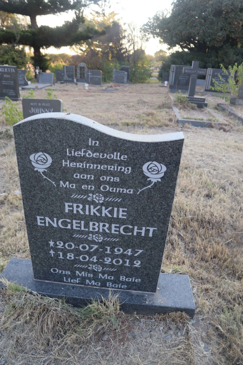 ENGELBRECHT Frikkie 1947-2012